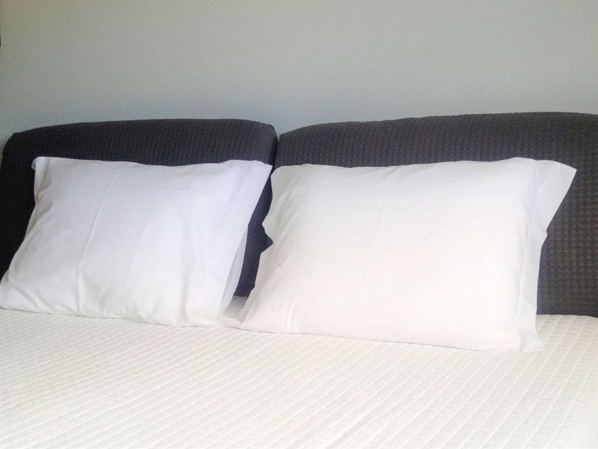 Be Local - With 3 Bedroom Near Oriente Station In Appartement