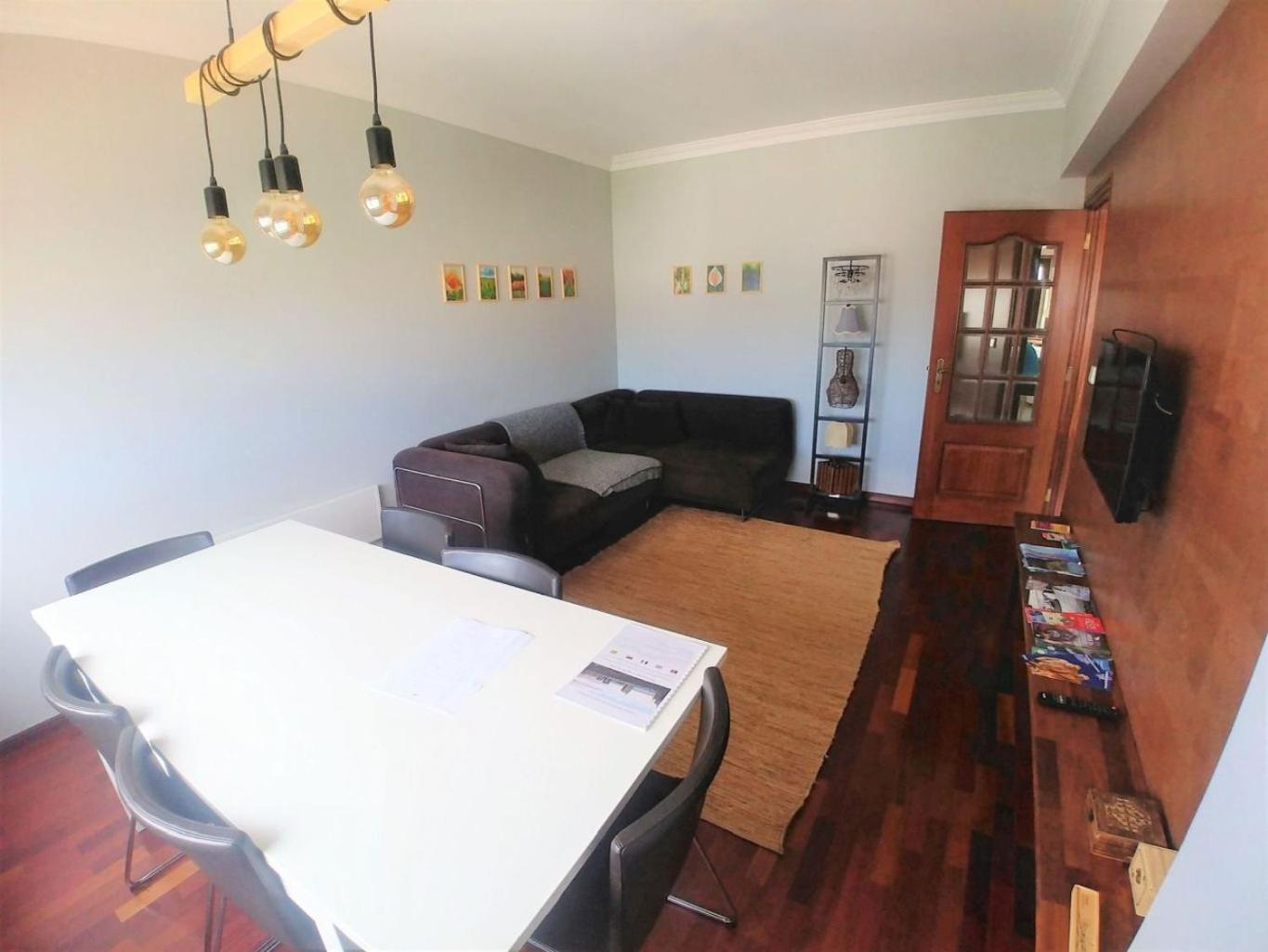 Appartement Be Local - With 3 Bedroom Near Oriente Station In